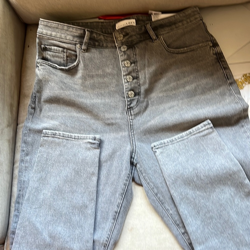 LOFT Skinny High Rise Curvy Grey Denim Jeans